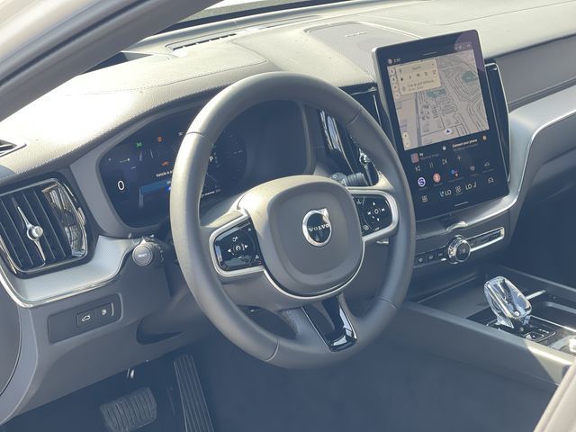 2026 Volvo XC60 Plug-in hybrid in Pointe-Claire, Quebec