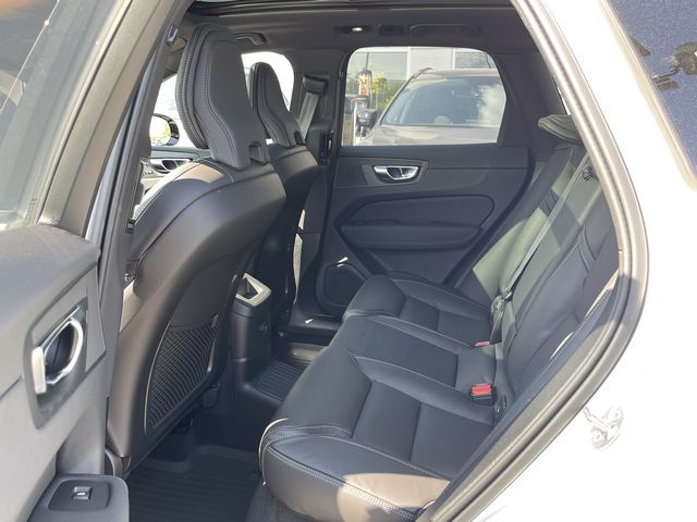 2026 Volvo XC60 Plug-in hybrid in Pointe-Claire, Quebec