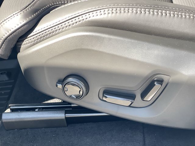 2026 Volvo XC90 Plug-in hybrid in Pointe-Claire, Quebec