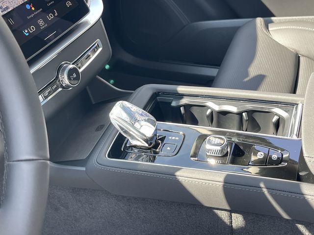 2026 Volvo XC90 Plug-in hybrid in Pointe-Claire, Quebec