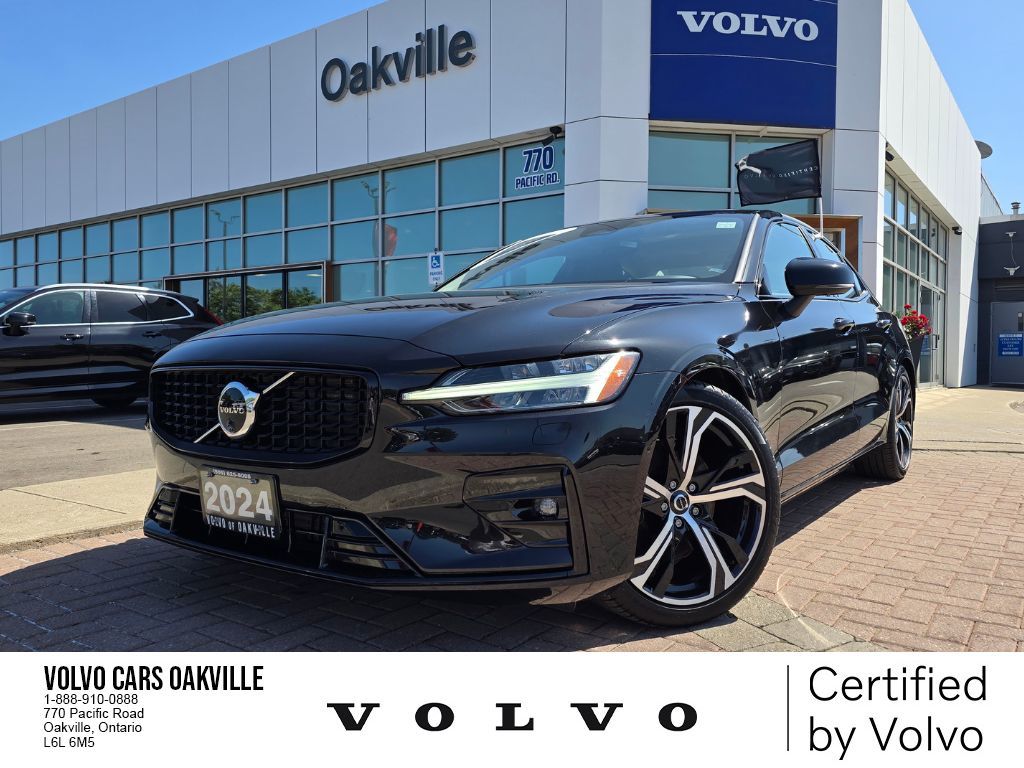 2024 Volvo S60 PLUS DARK THEME
