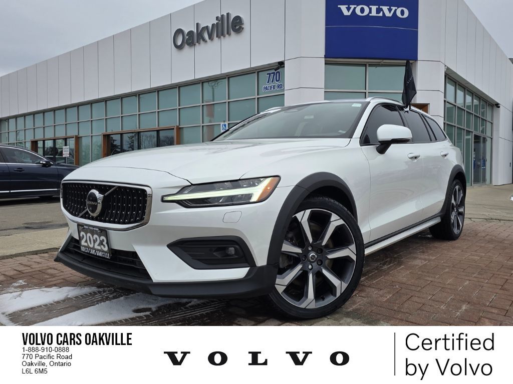 2023 Volvo V60 CROSS COUNTRY ULTIMATE