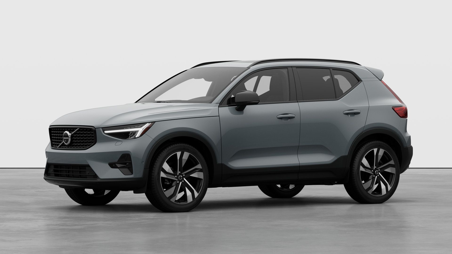 2026 Volvo XC40 Plus (Dark Theme)
