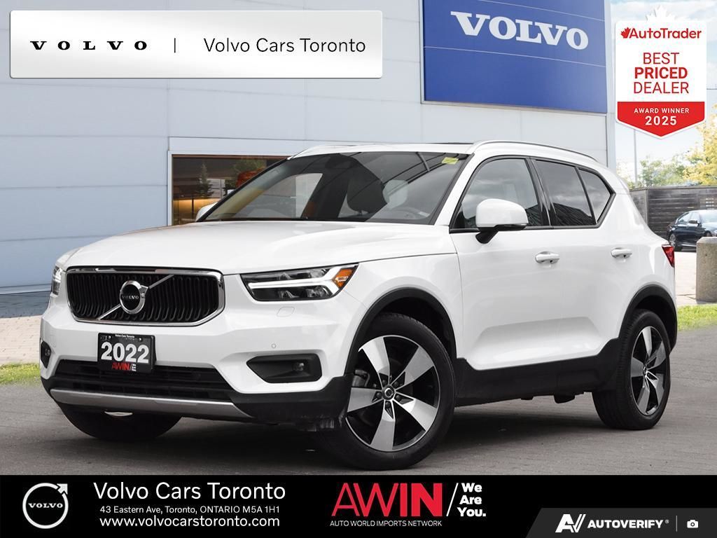 2022 Volvo XC40 T5 AWD Momentum   Climate   Premium   Panoramic