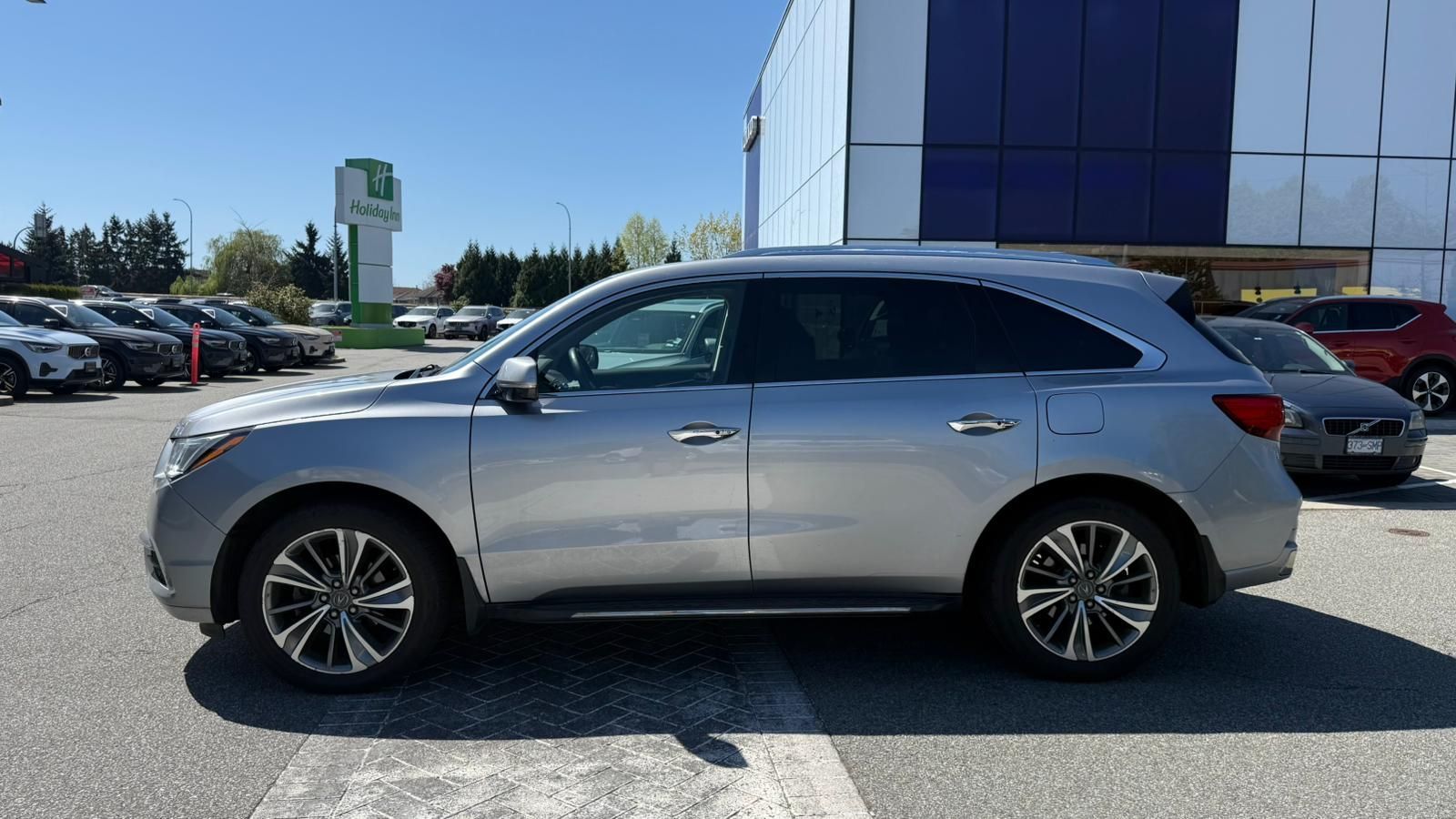 2017 Acura MDX in Richmond, British Columbia