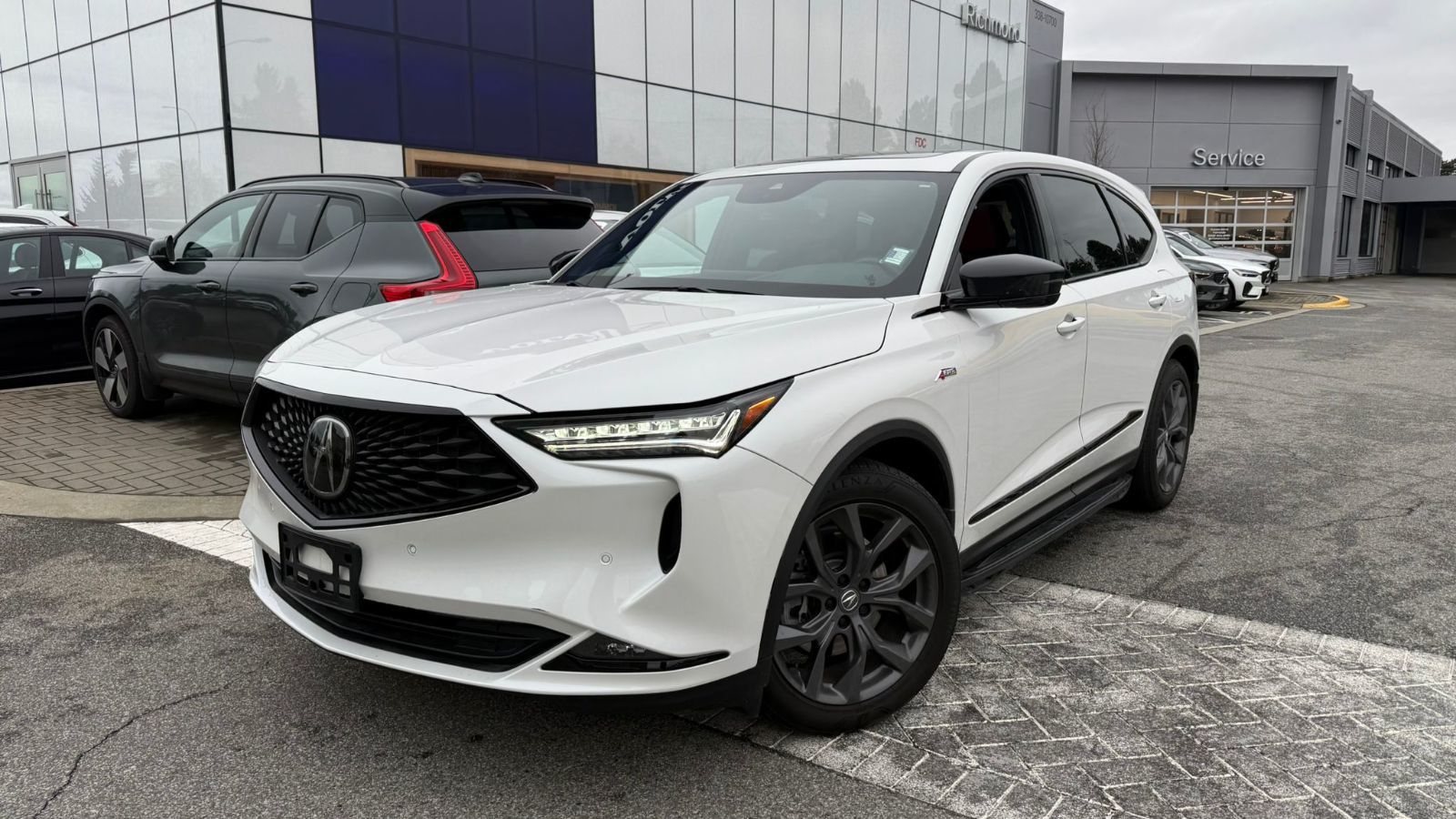 2024 Acura MDX in Richmond, British Columbia