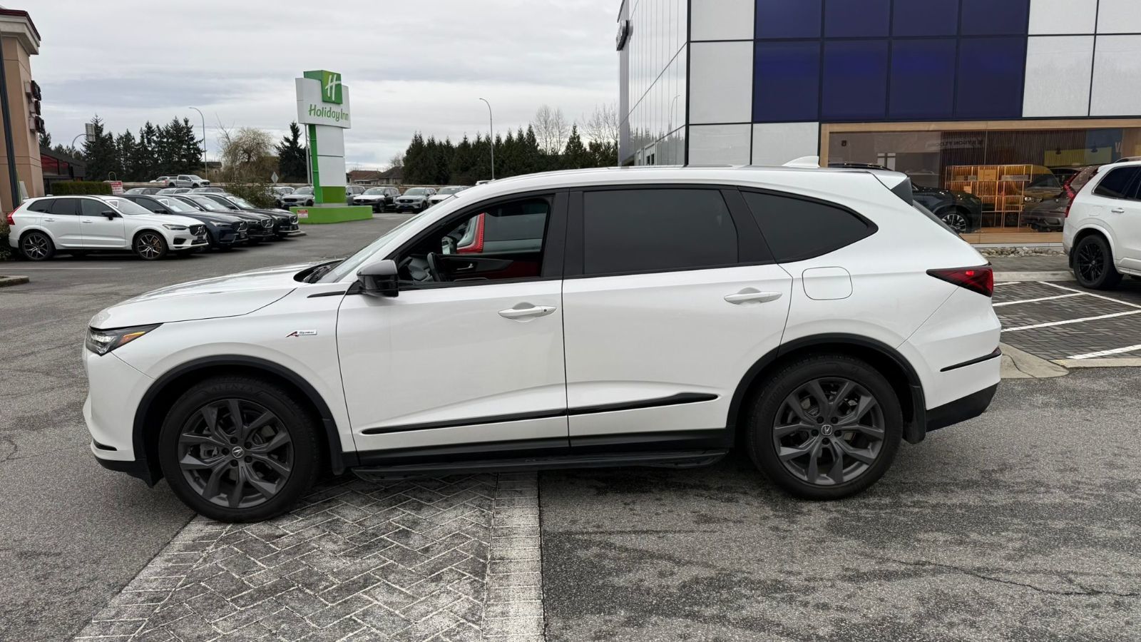 2024 Acura MDX in Richmond, British Columbia