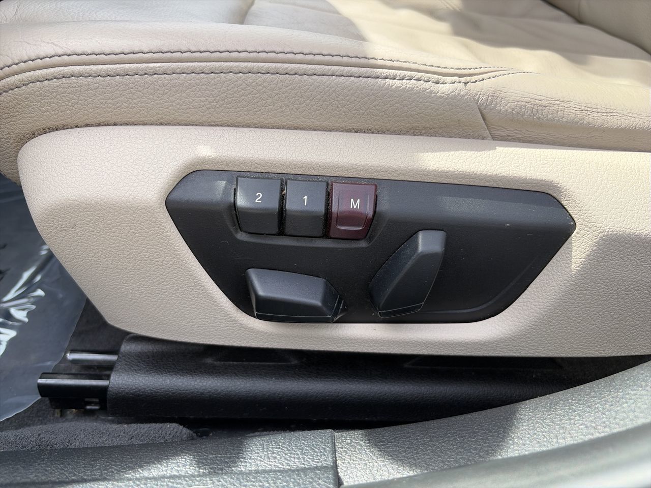 2014 BMW 320i in Richmond, British Columbia