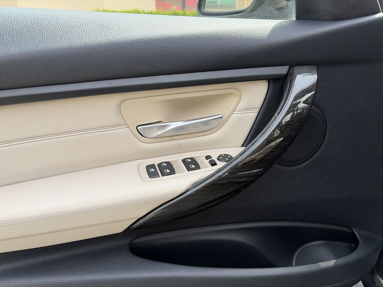2014 BMW 320i in Richmond, British Columbia