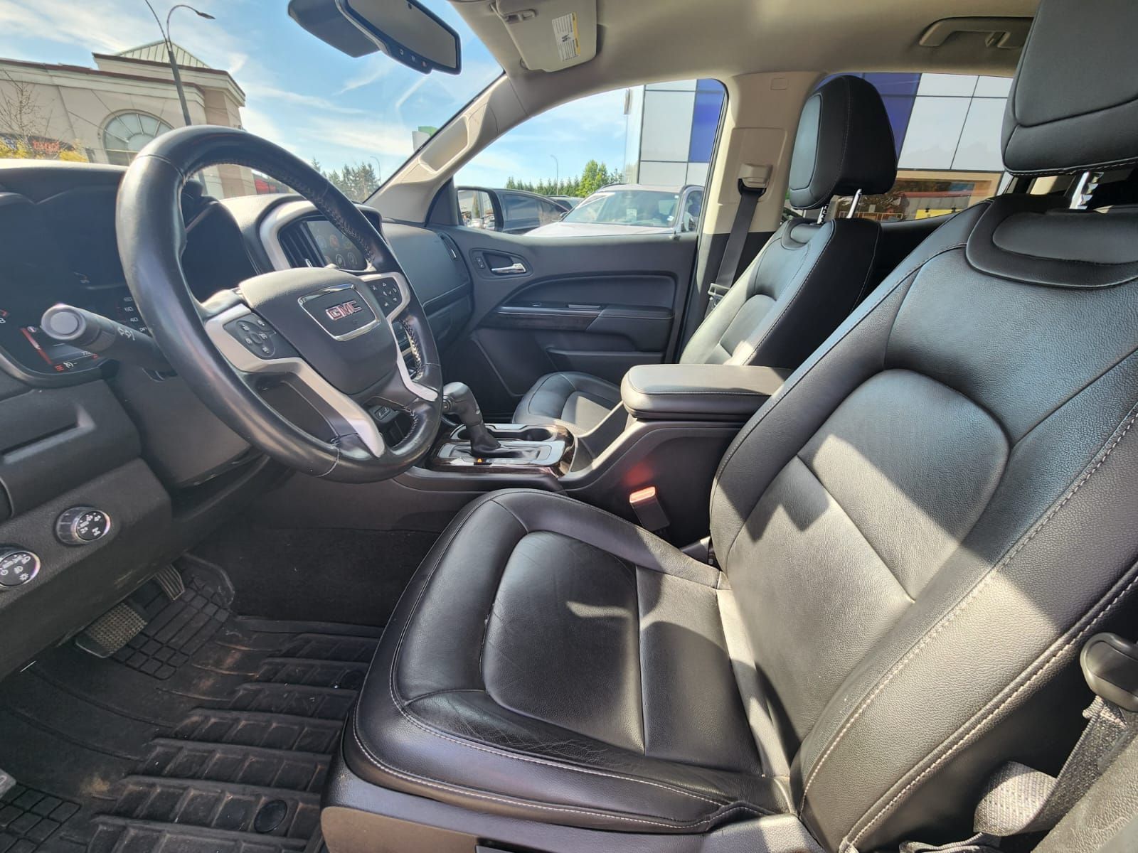 2016 GMC Canyon in Richmond, British Columbia