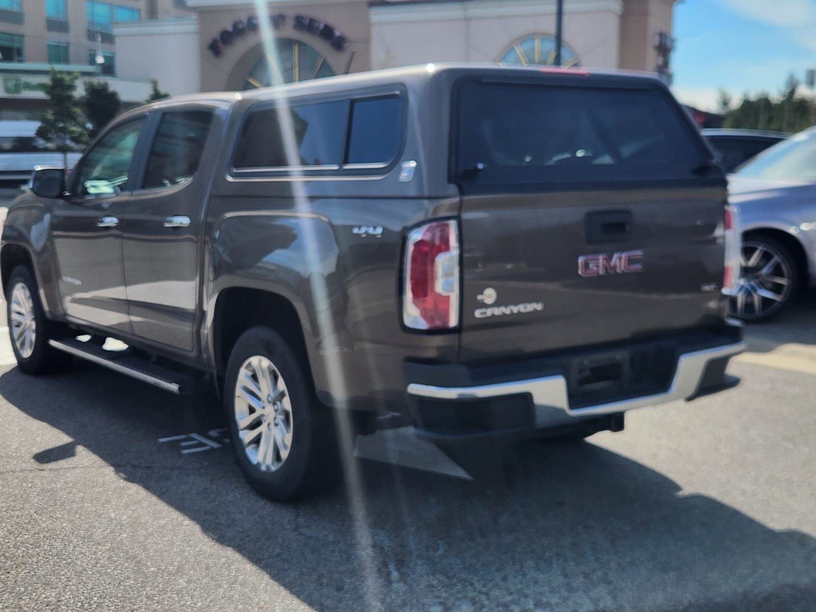2016 GMC Canyon in Richmond, British Columbia