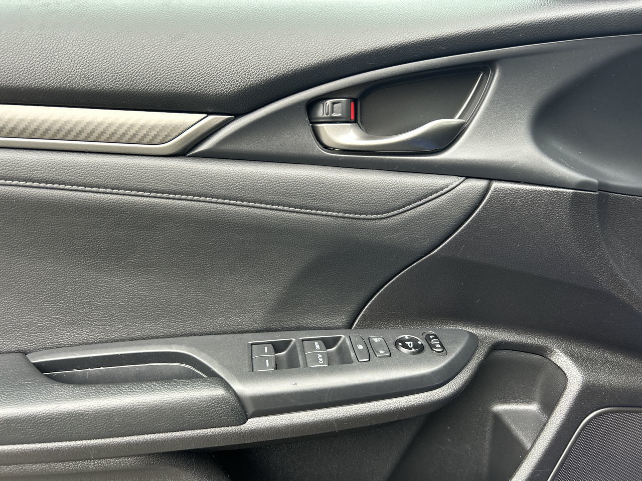 Honda Civic Hatchback  2017 à Richmond, Colombie-Britannique