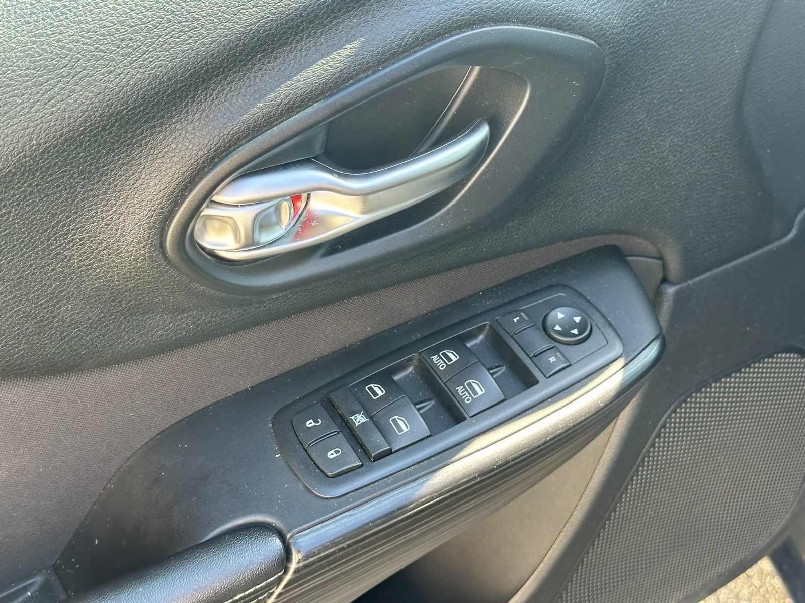 Jeep Cherokee  2015 à Richmond, Colombie-Britannique