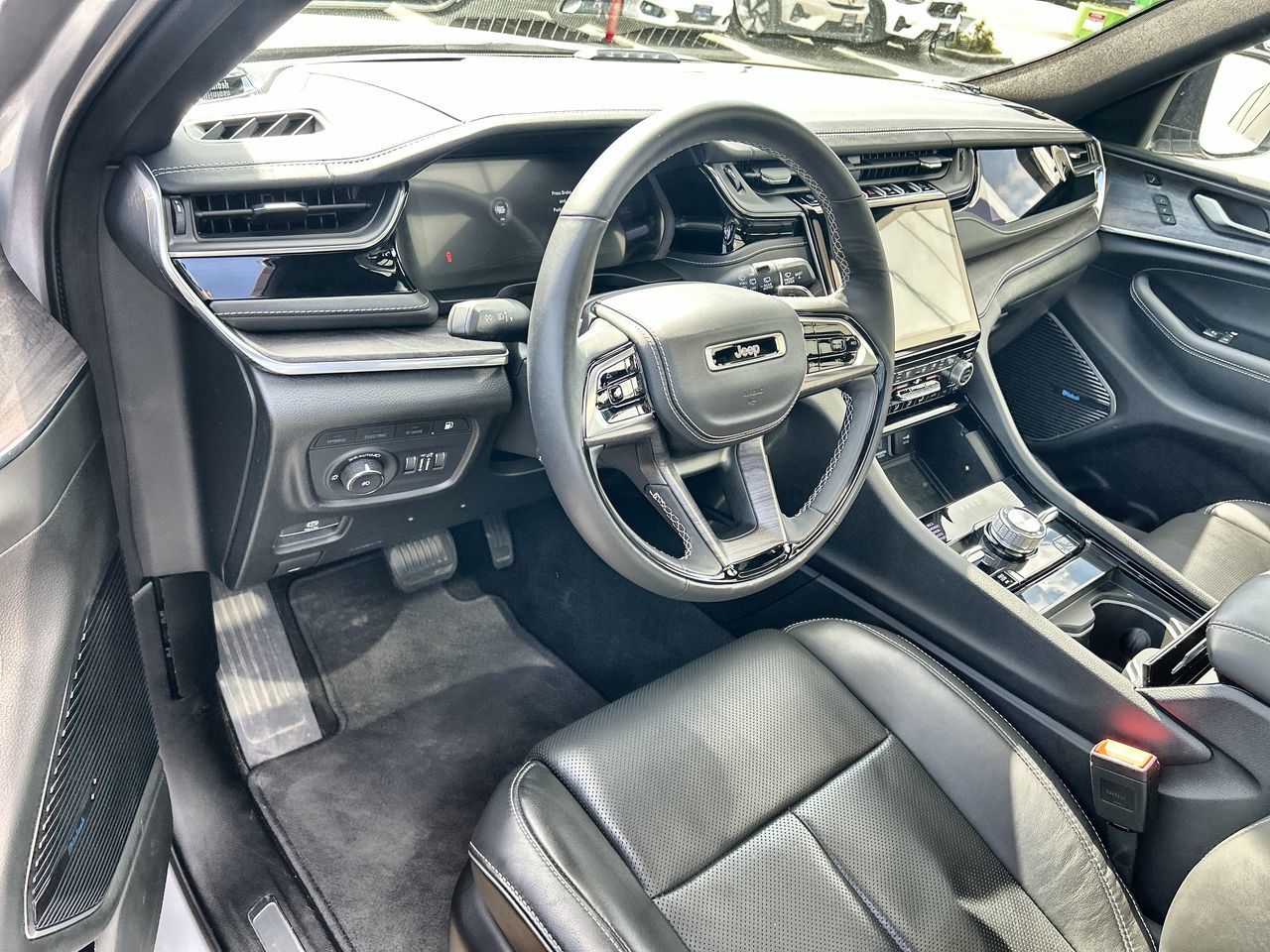 2023 Jeep Grand Cherokee 4xe in Richmond, British Columbia