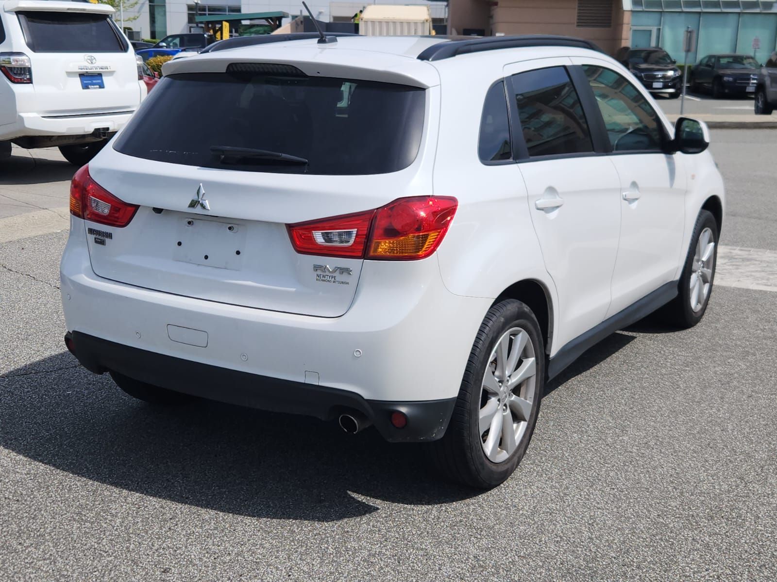 2014 Mitsubishi RVR in Richmond, British Columbia