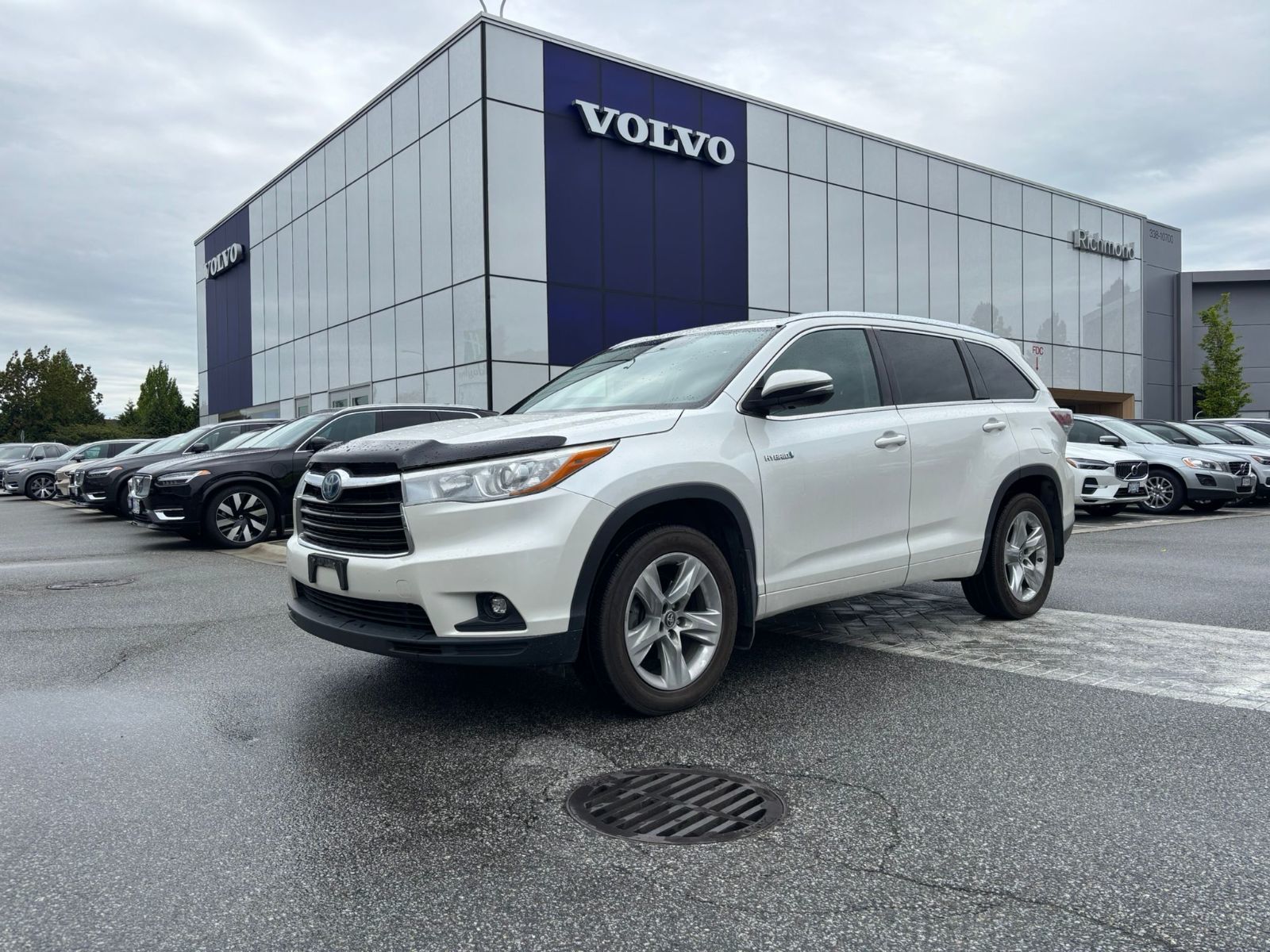 Toyota Highlander hybrid  2016 à Richmond, Colombie-Britannique