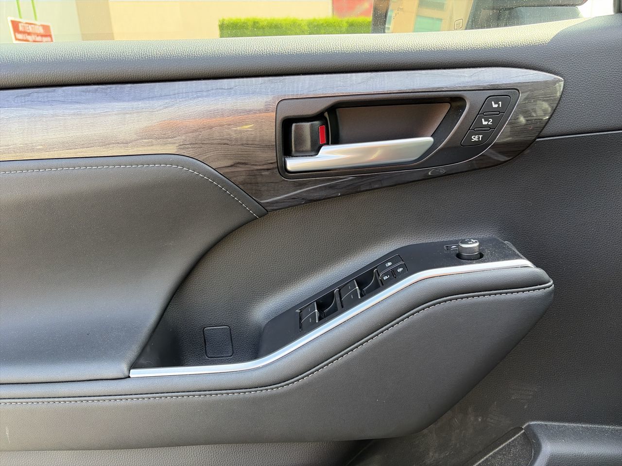 2024 Toyota Highlander in Richmond, British Columbia