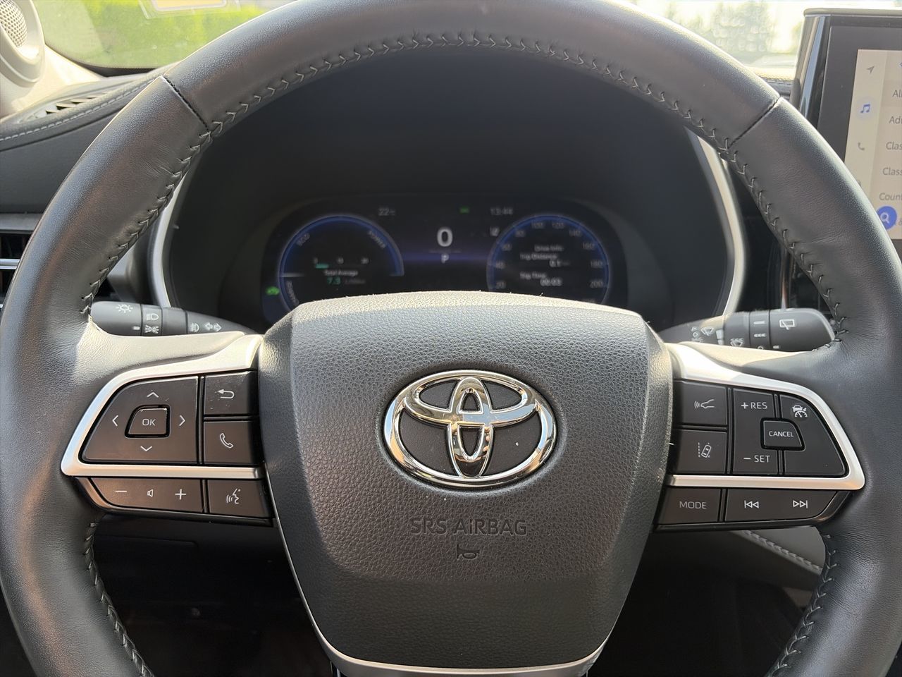 2024 Toyota Highlander in Richmond, British Columbia