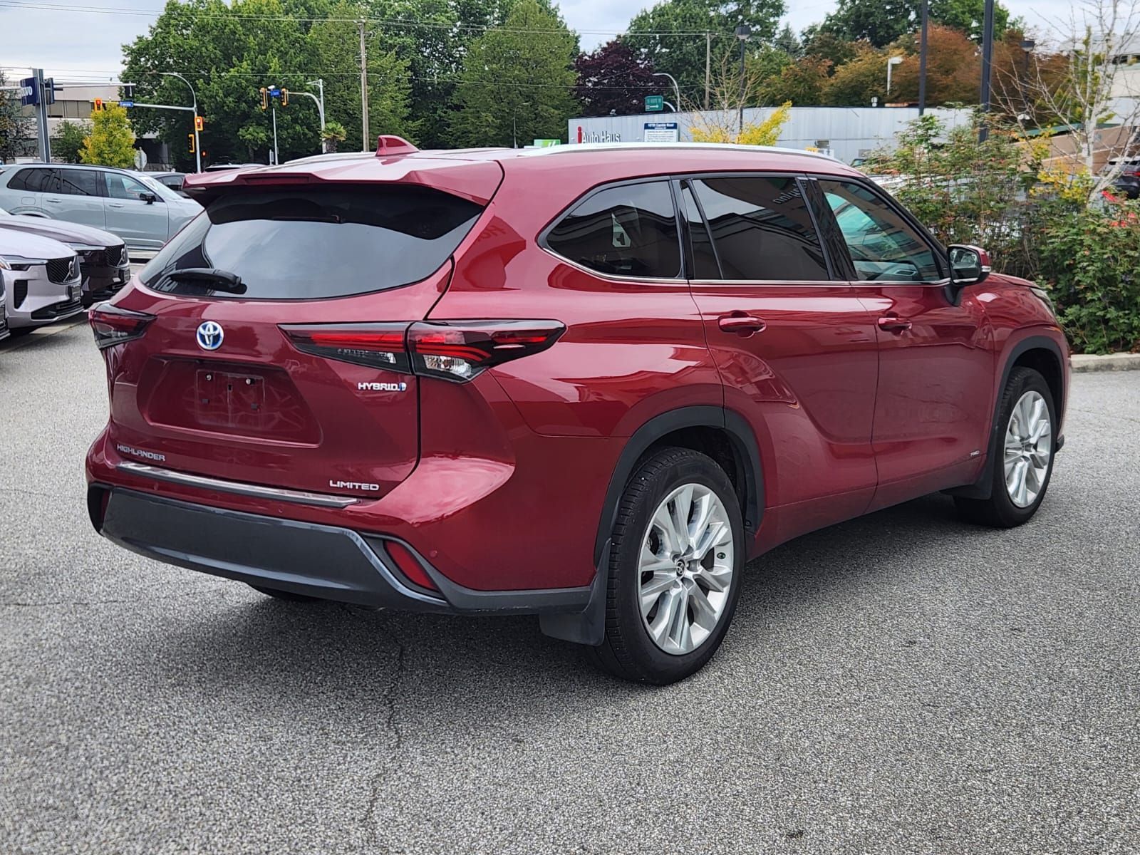 2024 Toyota Highlander in Richmond, British Columbia