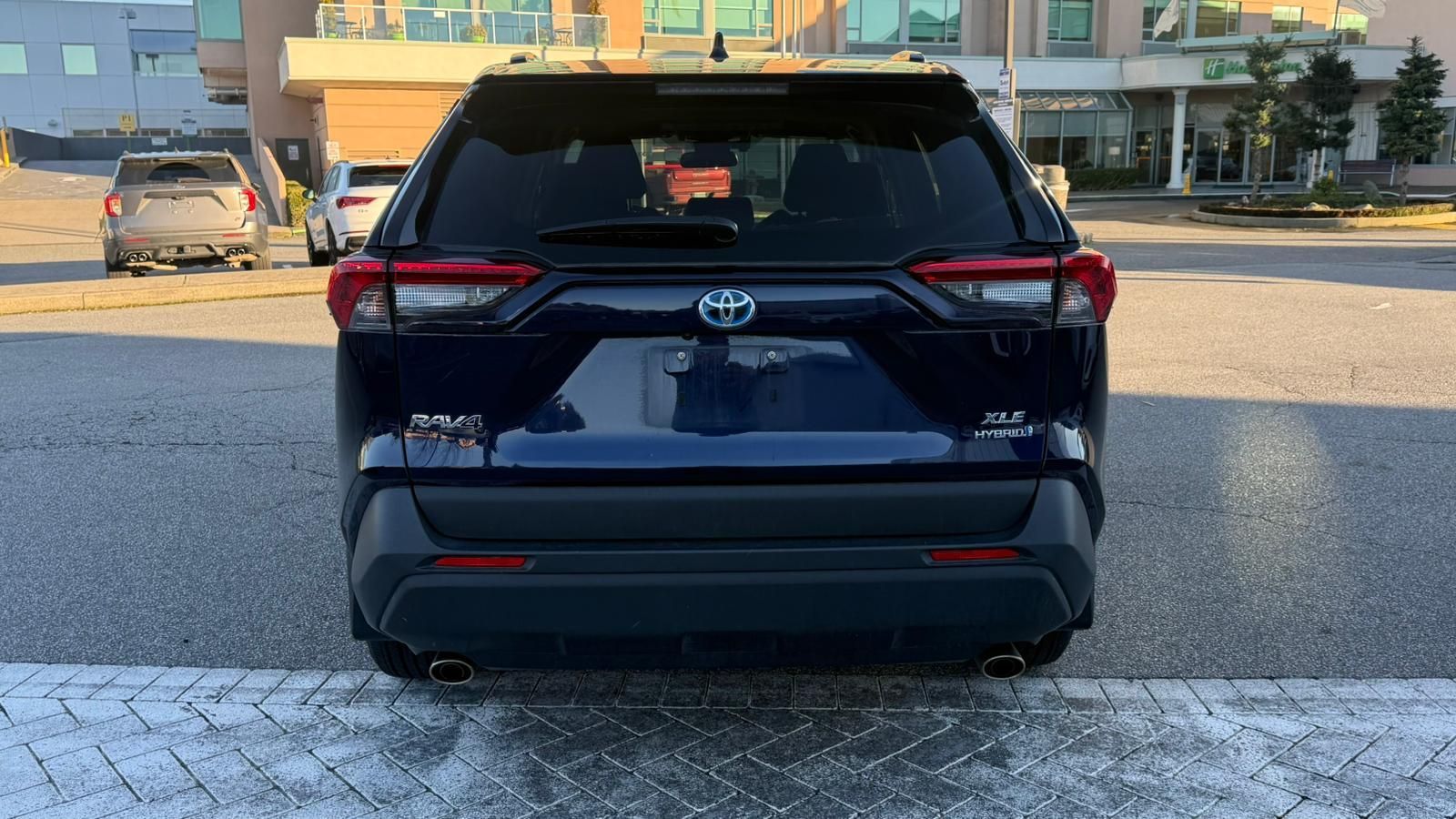 Toyota RAV4  2024 à Richmond, Colombie-Britannique