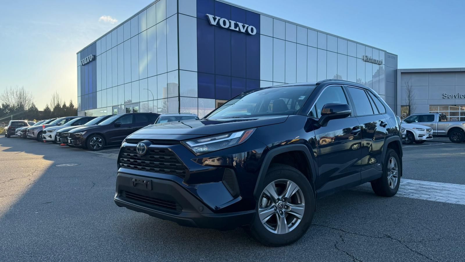 Toyota RAV4  2024 à Richmond, Colombie-Britannique