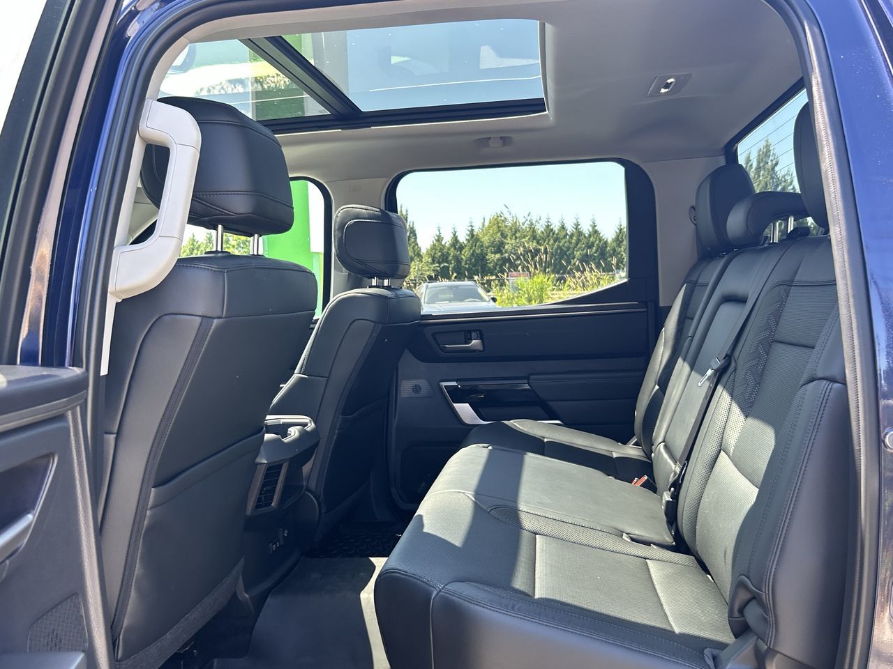 Toyota TUNDRA HYBRID  2022 à Richmond, Colombie-Britannique