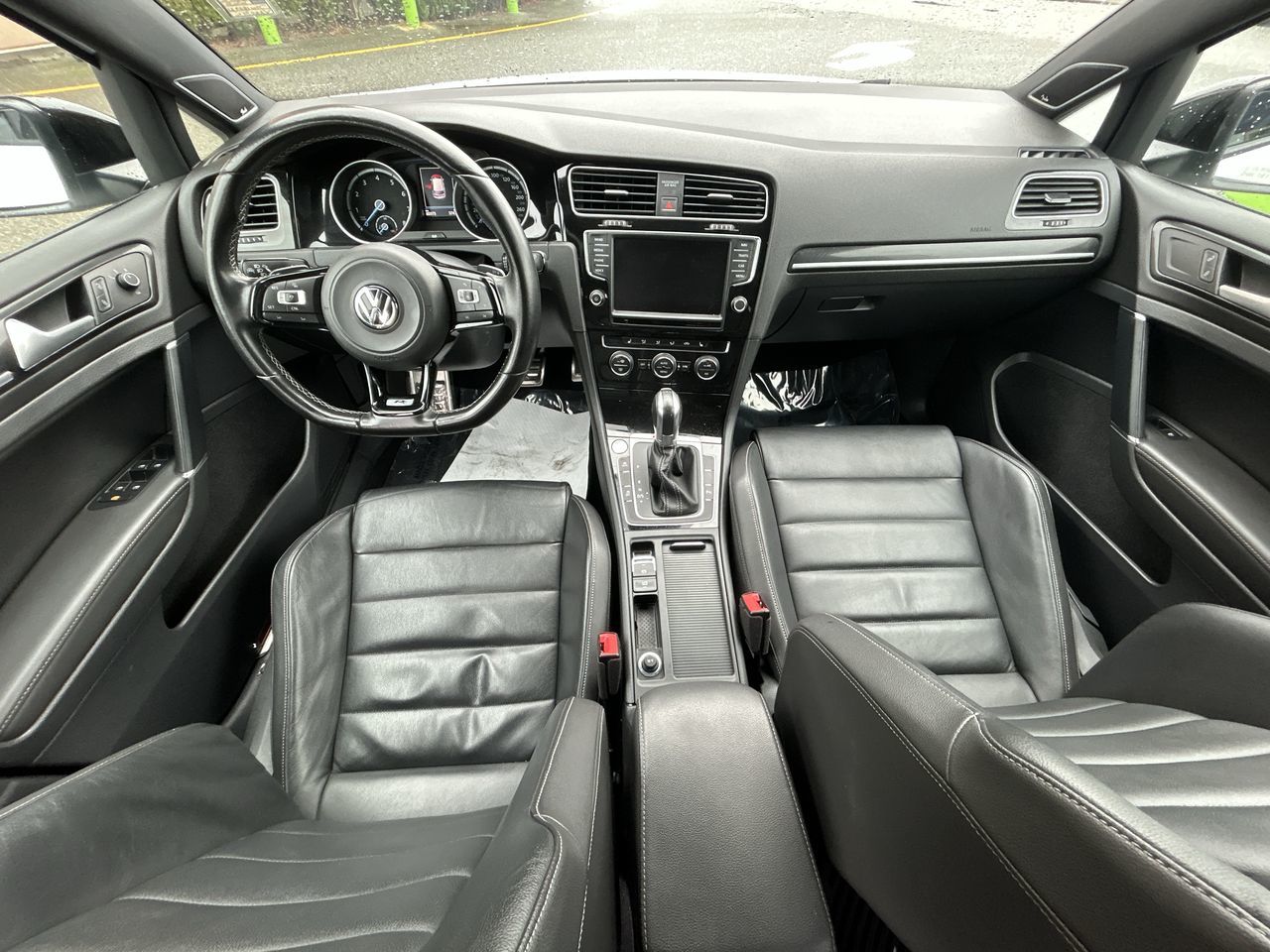 2017 Volkswagen Golf R in Richmond, British Columbia