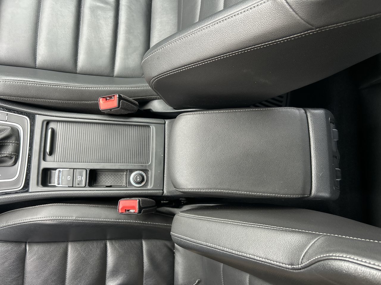 2017 Volkswagen Golf R in Richmond, British Columbia