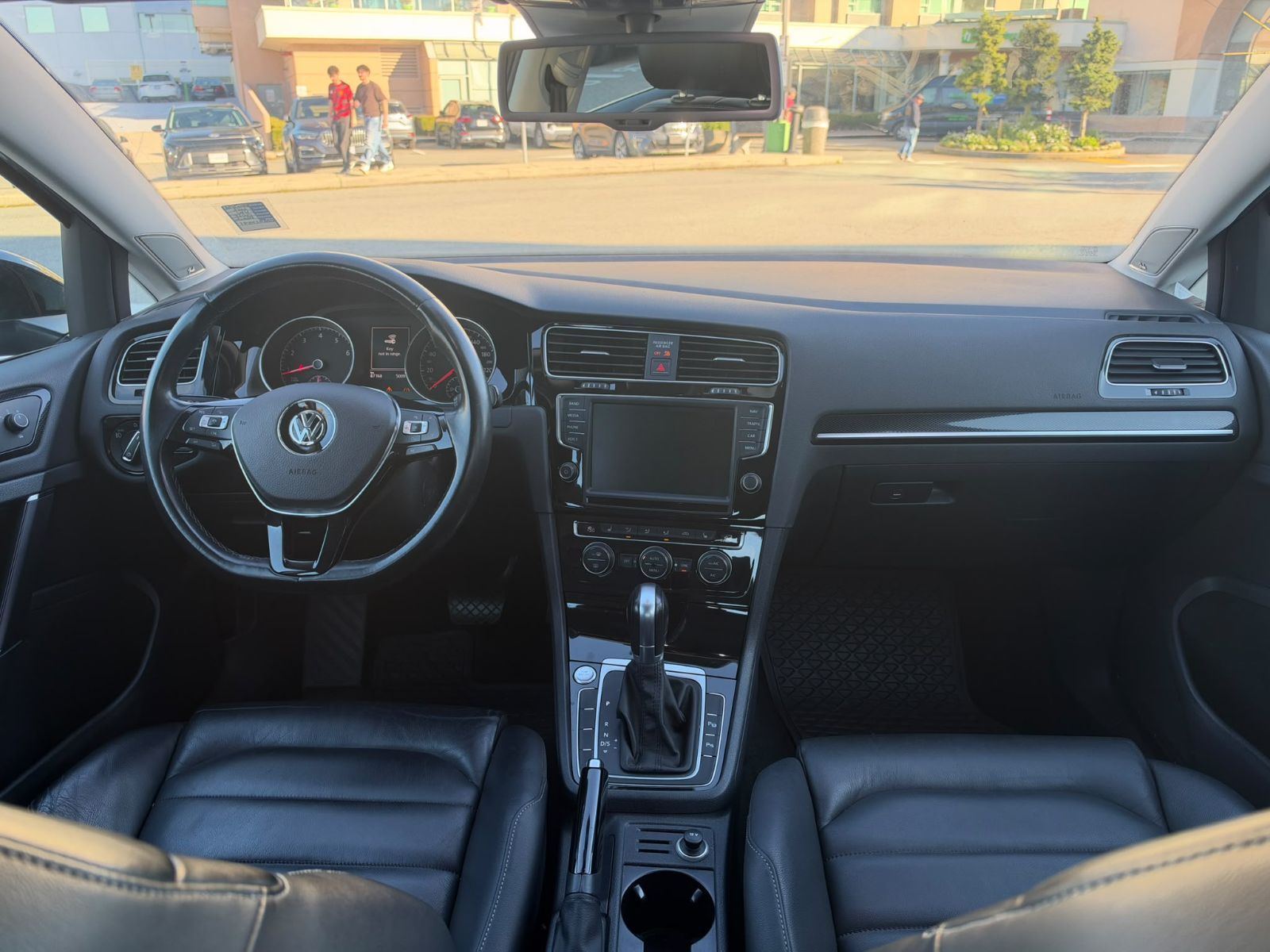 2016 Volkswagen Golf Sportwagon in Richmond, British Columbia