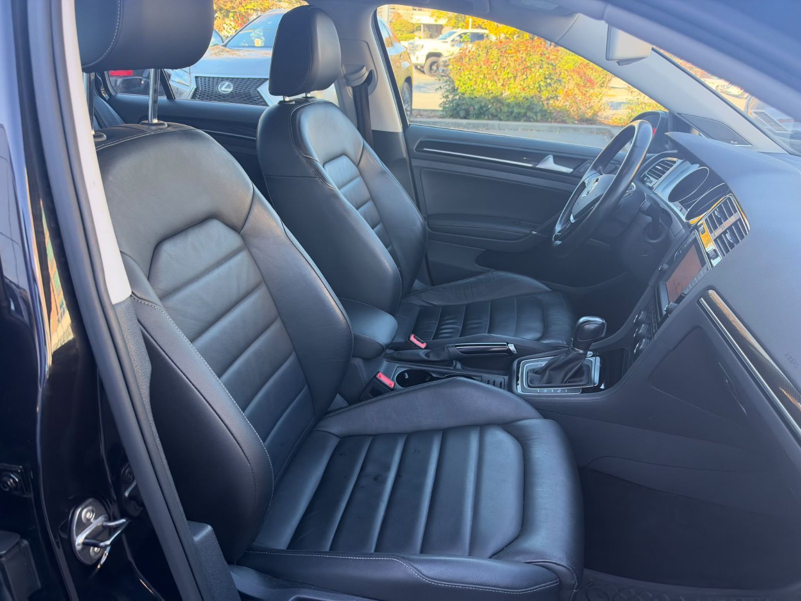 2016 Volkswagen Golf Sportwagon in Richmond, British Columbia