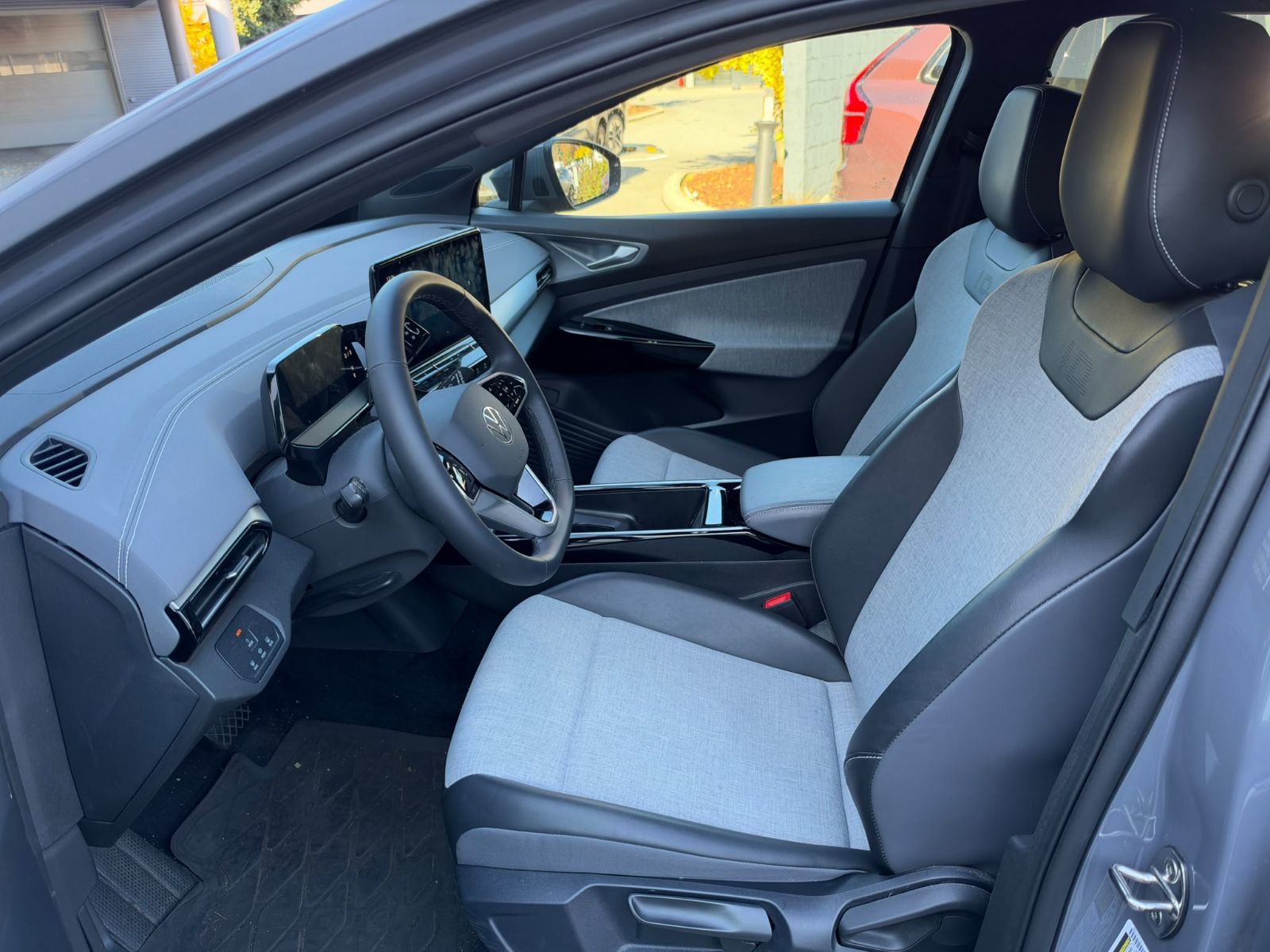 2023 Volkswagen ID.4 in Richmond, British Columbia