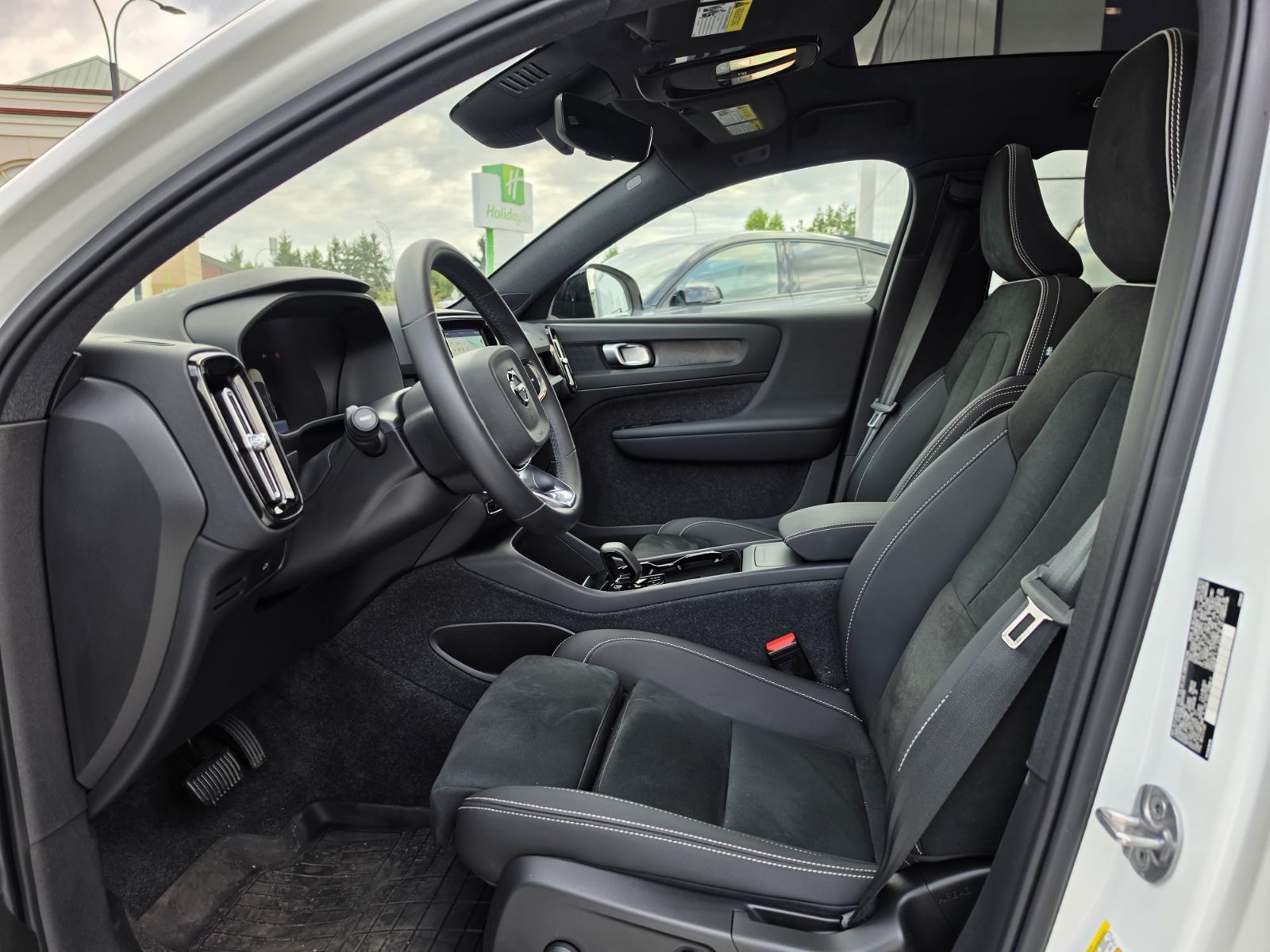 Volvo C40 Recharge Pure Electric  2024 à Richmond, Colombie-Britannique