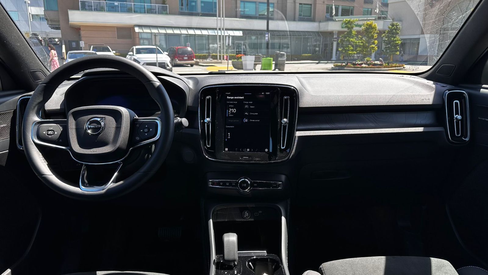 2025 Volvo EC40 in Richmond, British Columbia