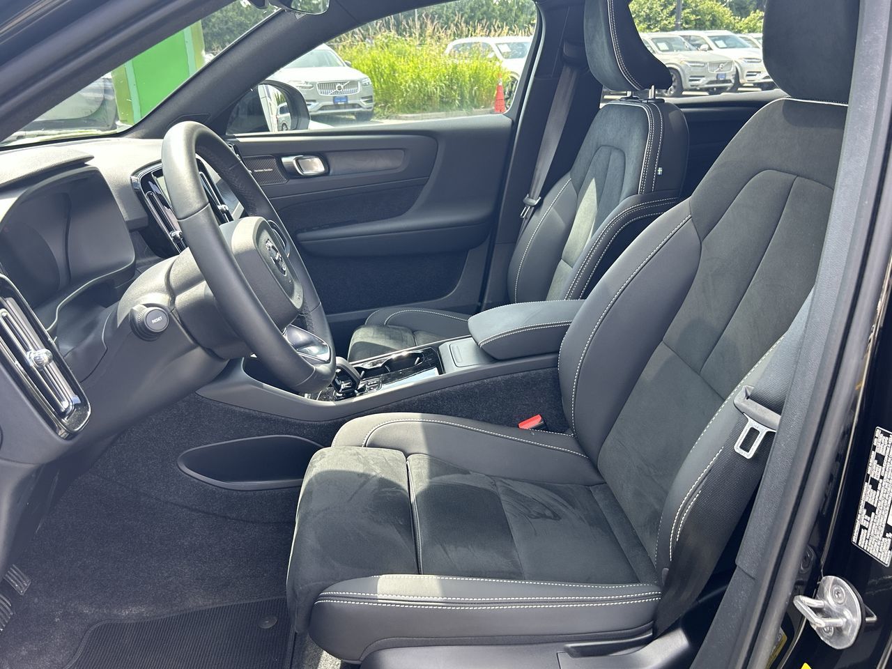 2025 Volvo EC40 in Richmond, British Columbia