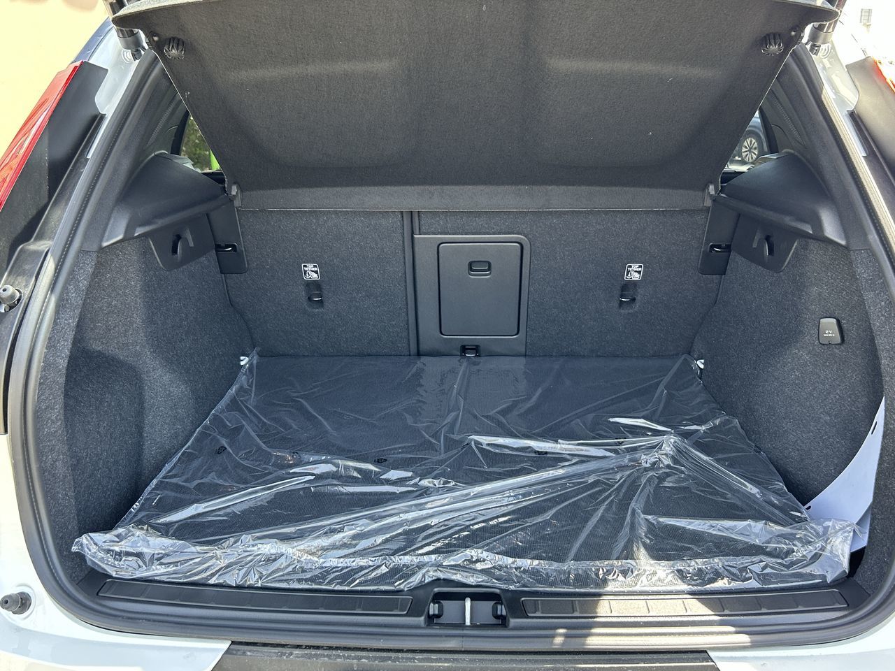 2025 Volvo EX40 in Richmond, British Columbia