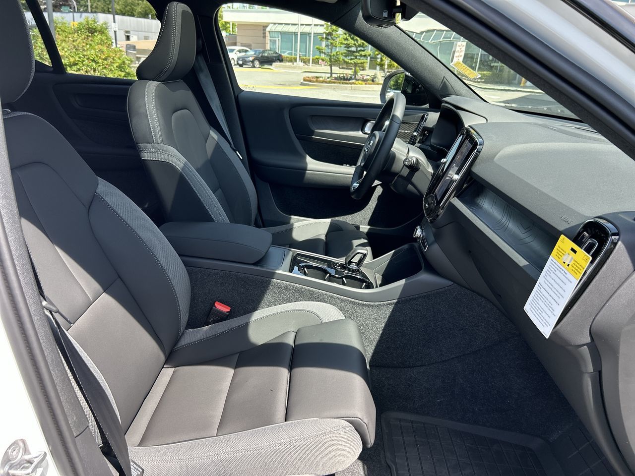 2025 Volvo EX40 in Richmond, British Columbia