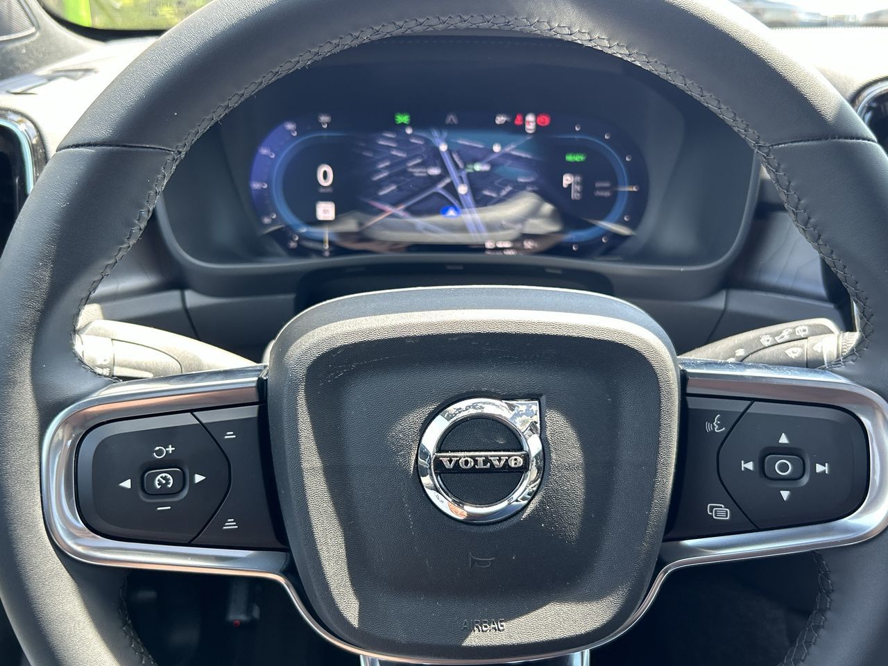 2025 Volvo EX40 in Richmond, British Columbia