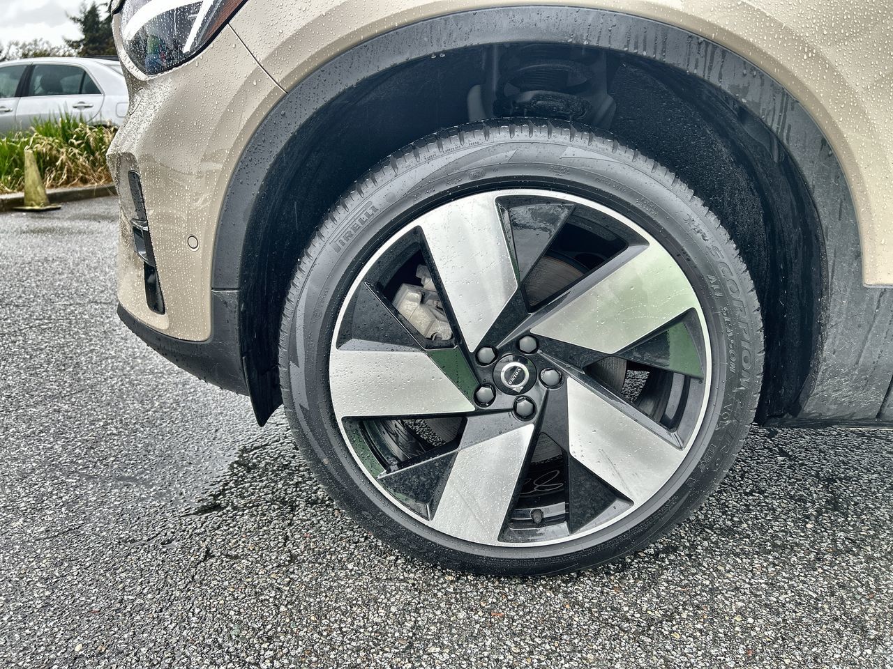 Volvo EX40  2025 à Richmond, Colombie-Britannique