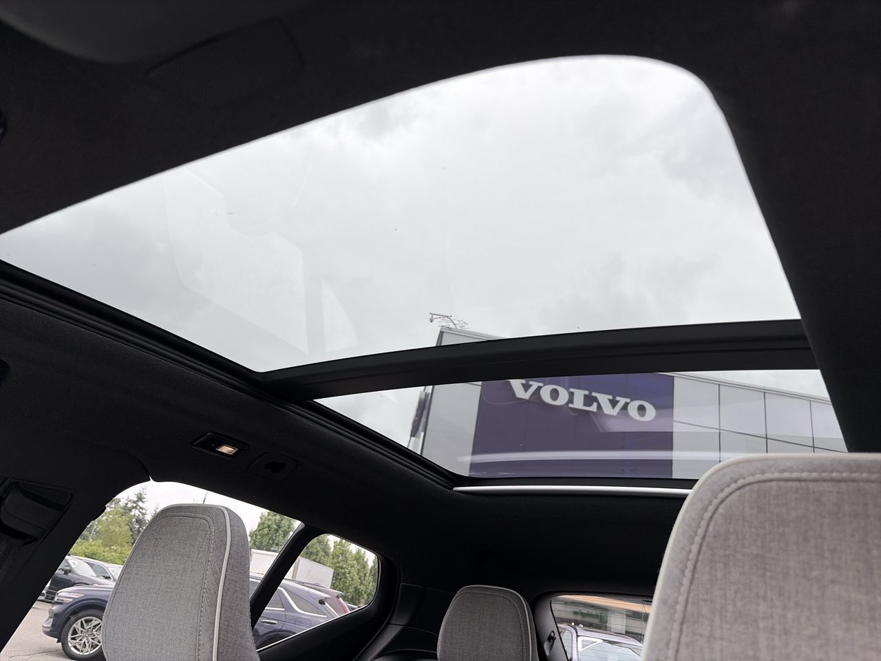 Volvo EX40  2025 à Richmond, Colombie-Britannique