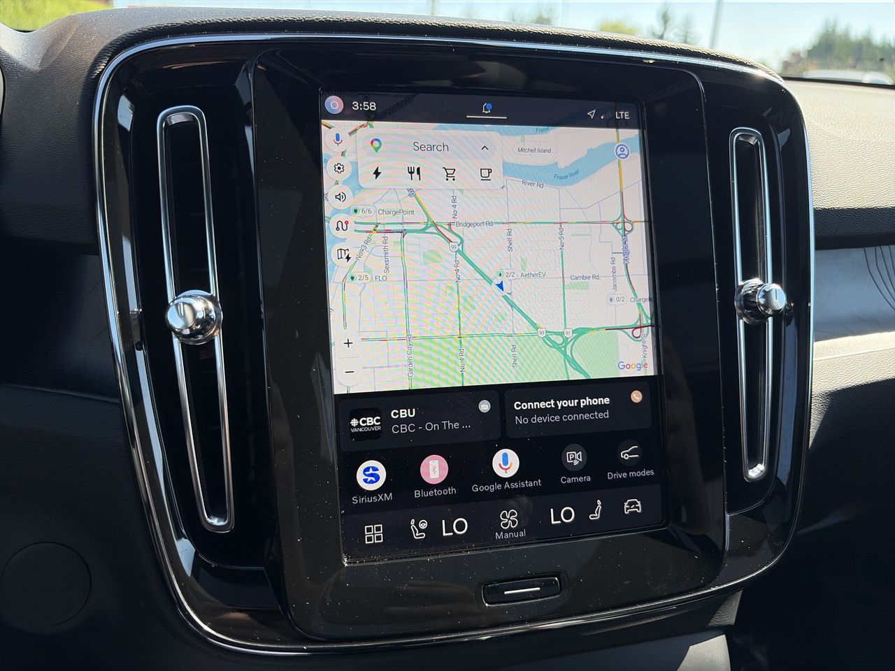 2025 Volvo EX40 in Richmond, British Columbia