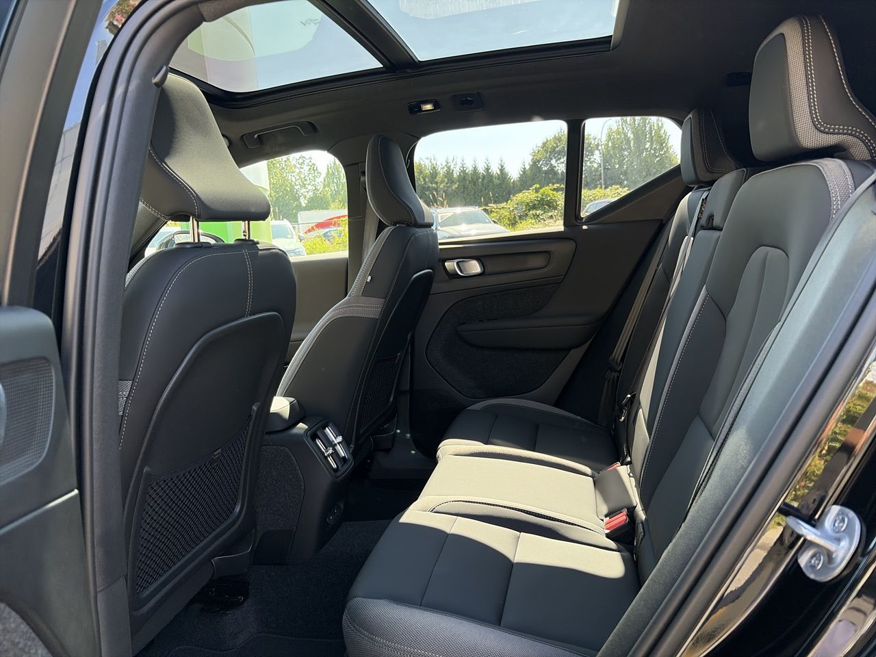 2025 Volvo EX40 in Richmond, British Columbia
