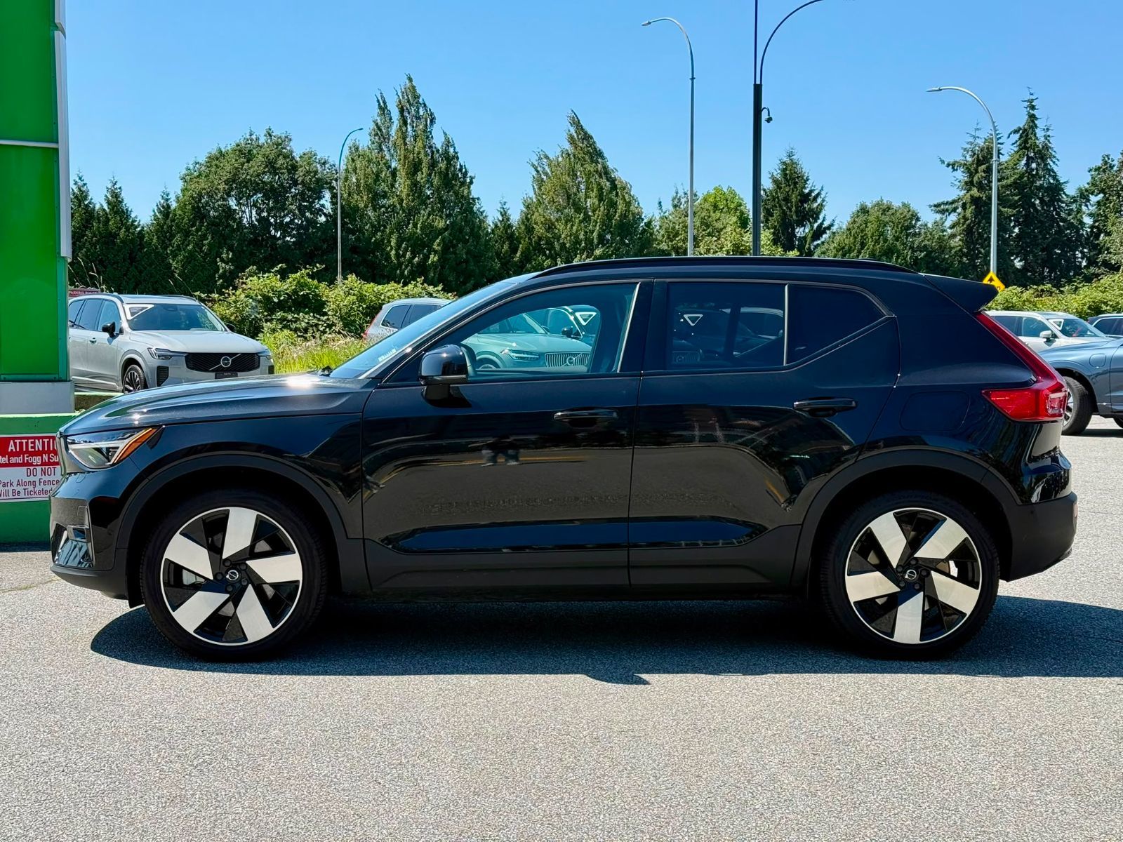 2025 Volvo EX40 in Richmond, British Columbia