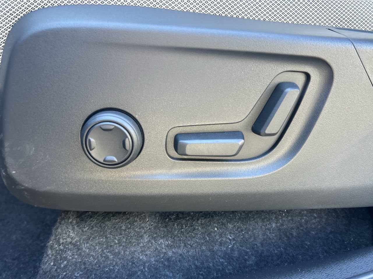 2026 Volvo EX40 in Richmond, British Columbia