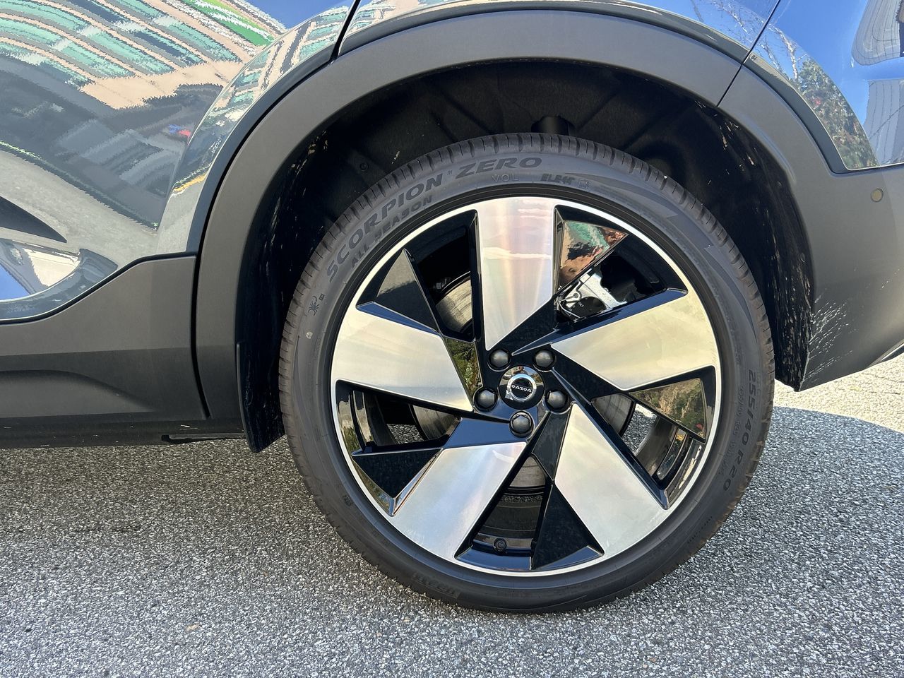 2026 Volvo EX40 in Richmond, British Columbia