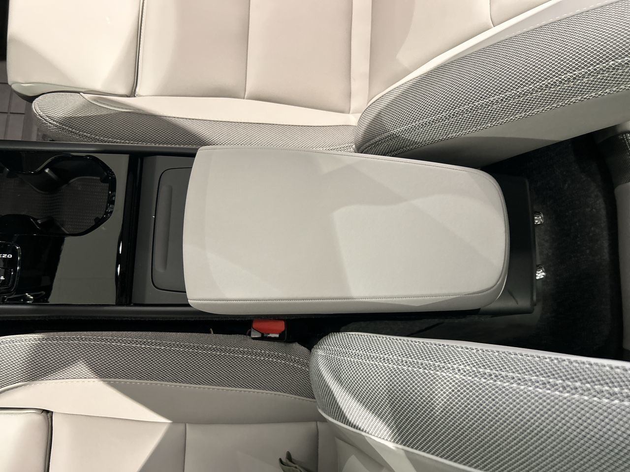 2026 Volvo EX40 in Richmond, British Columbia