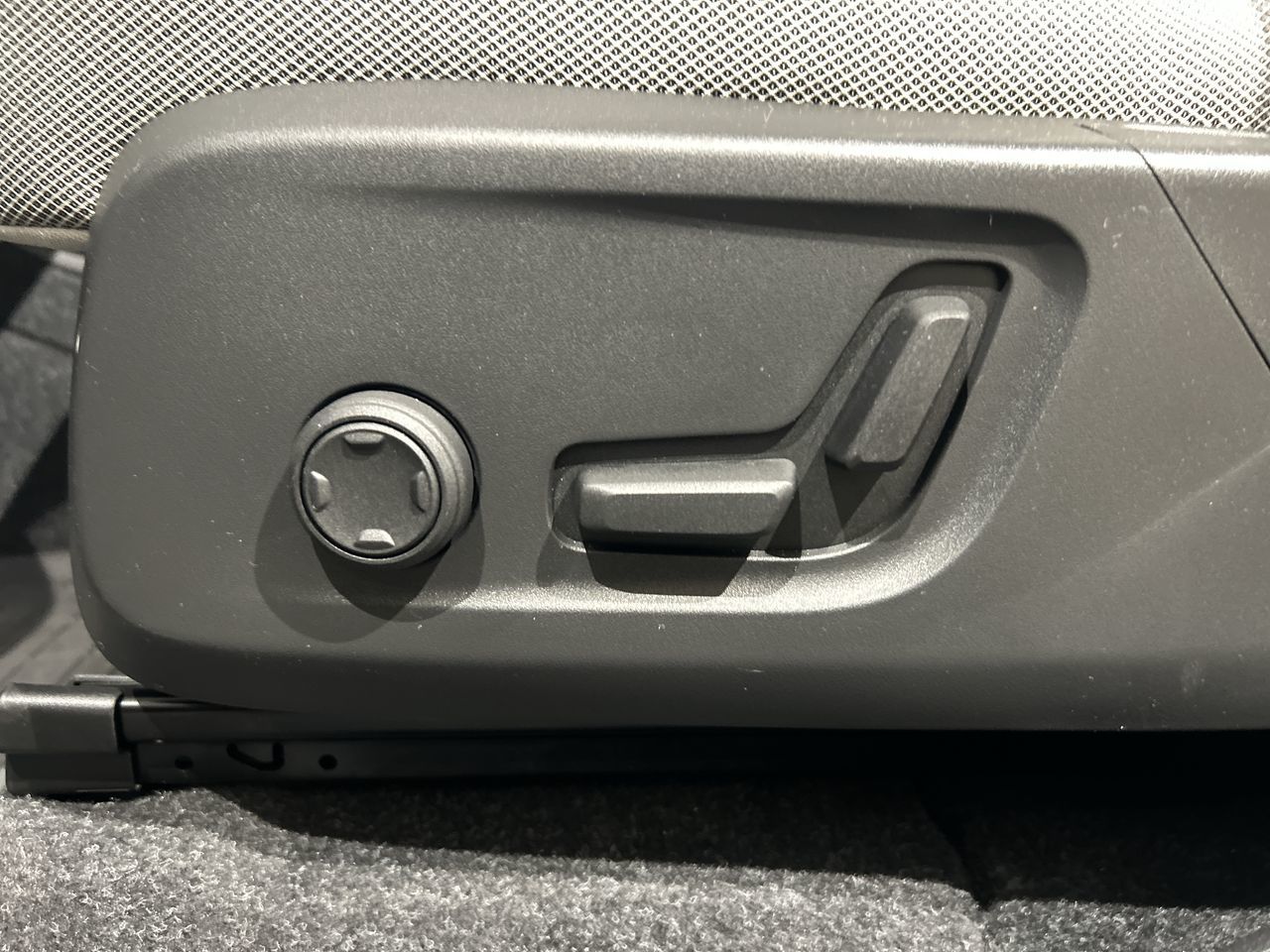 2026 Volvo EX40 in Richmond, British Columbia