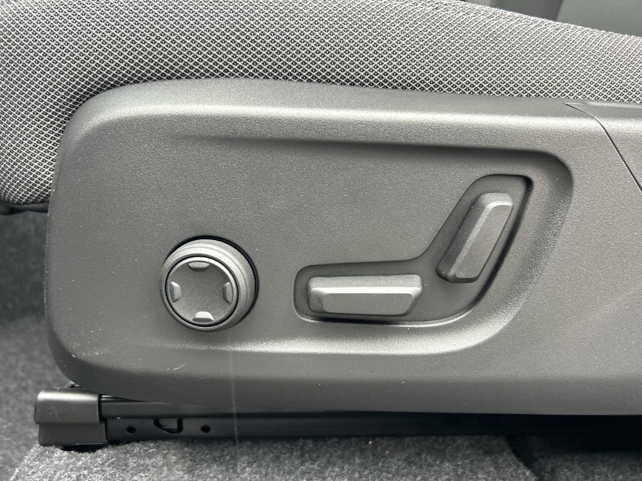 2026 Volvo EX40 in Richmond, British Columbia