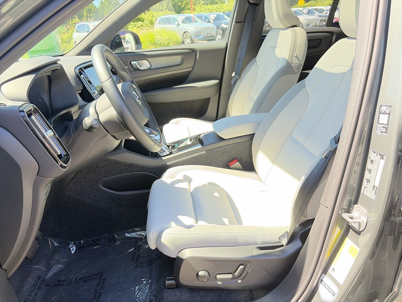 2026 Volvo EX40 in Richmond, British Columbia