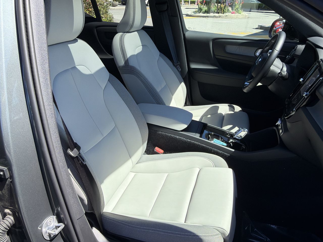 2026 Volvo EX40 in Richmond, British Columbia
