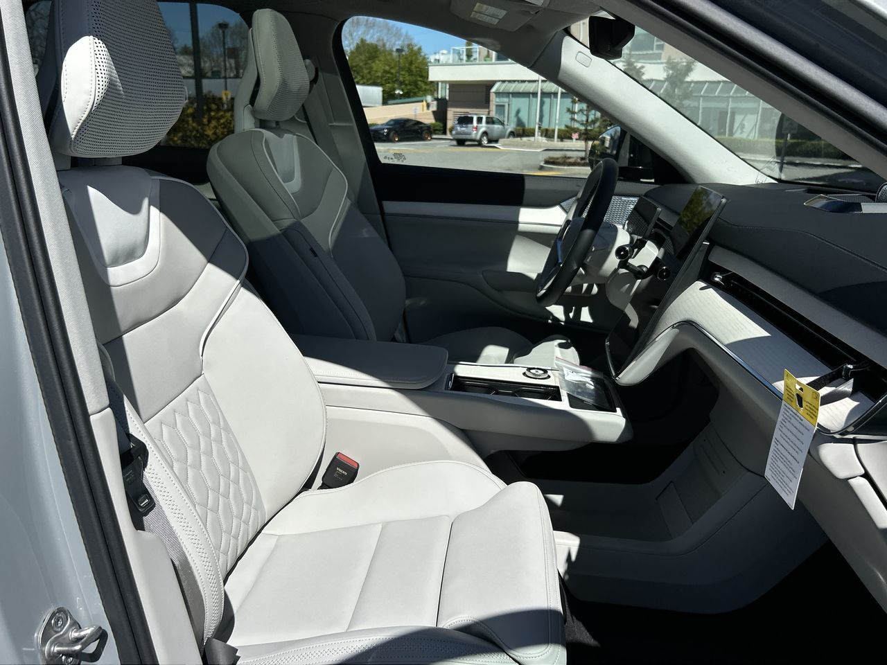 2025 Volvo EX90 in Richmond, British Columbia